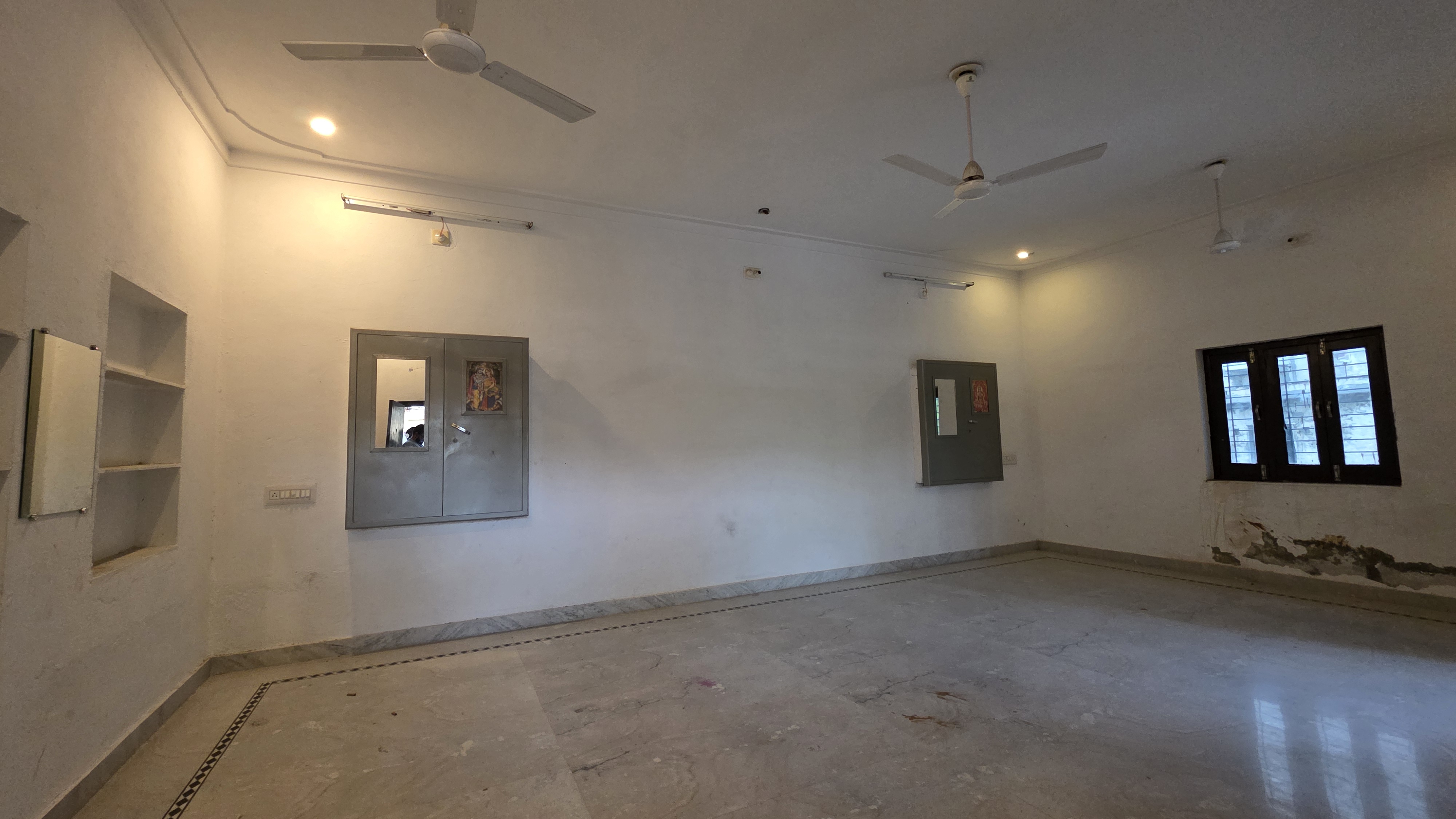 भवन और कमरे